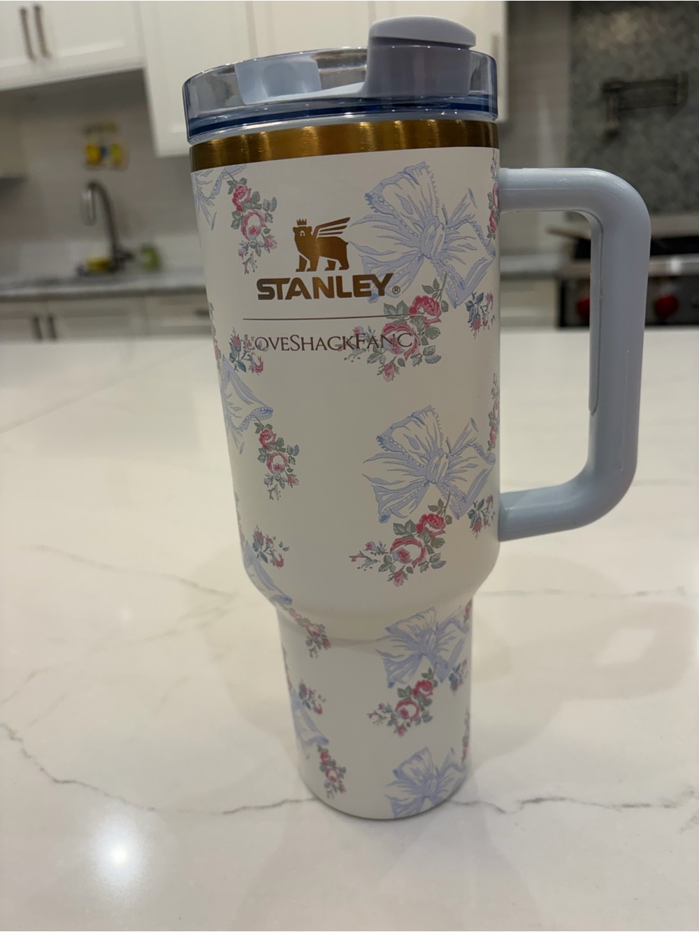 LOVE SHAK FANCY x STANELY water bottle - Picture 2 of 6